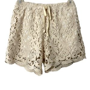 H.I.P. Lace/Crochet shorts XS